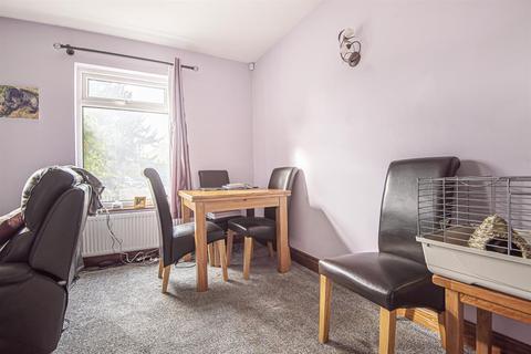 9 Waterloo Crescent, Bradford, BD10 0NQ