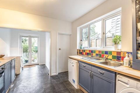 13 Genoa Road, London, SE20 8ES