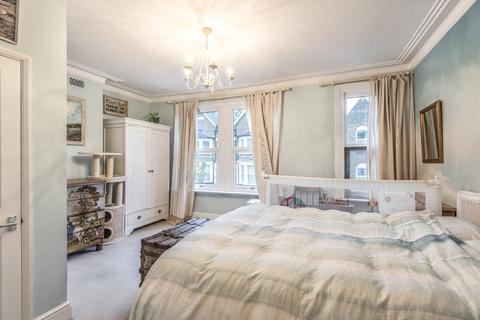 13 Genoa Road, London, SE20 8ES