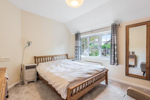 40 Salters Hill, London, SE19 1DZ