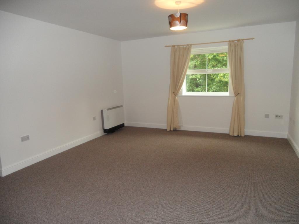 Spool Court, Bailiff Bridge, Brighouse, HD6 2 bed apartment £600 pcm