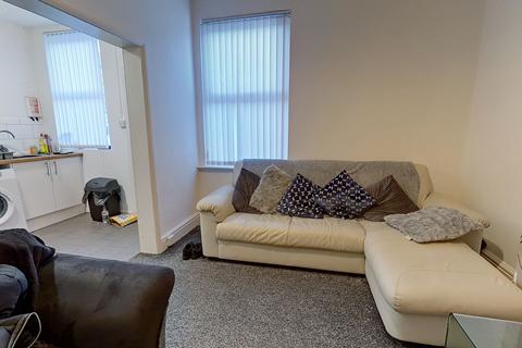 4 bedroom terraced house to rent, Liverpool L18
