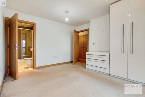2 bedroom flat for sale, Terrace apartments, Drayton Park