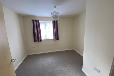 2 bedroom flat to rent, Cromford Court, Grantham, Grantham, NG31