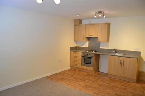 2 bedroom flat to rent, Cromford Court, Grantham, Grantham, NG31