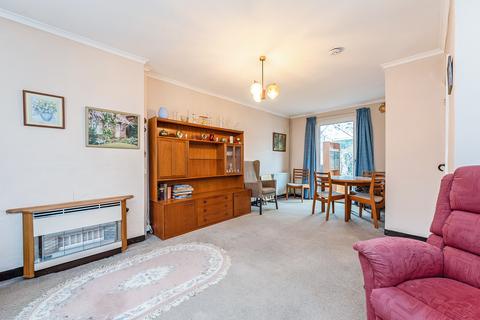 1 Stuart Road, Richmond, TW10 7QB