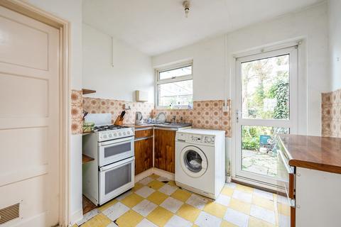 1 Stuart Road, Richmond, TW10 7QB