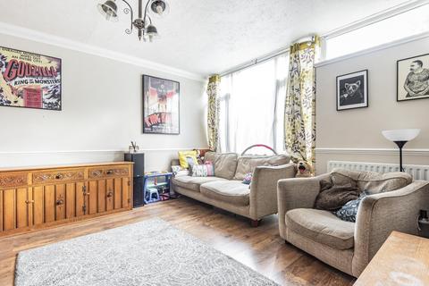 13 River Park Gardens, Bromley, BR2 0BG