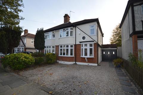 11 Compton Avenue, Romford, RM2 6ET