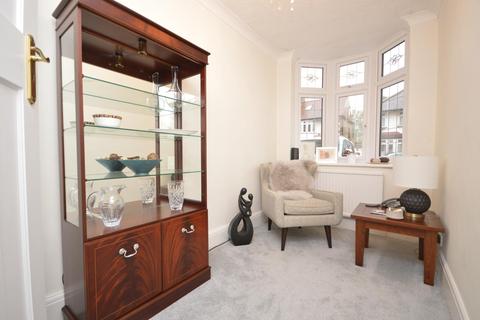11 Compton Avenue, Romford, RM2 6ET