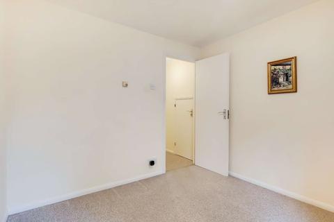 5 Hope Close, Sutton, SM1 4AT