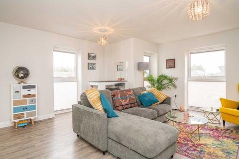Flat 17, Albion Court Ebberns Road, Hemel Hempstead, HP3 9DE