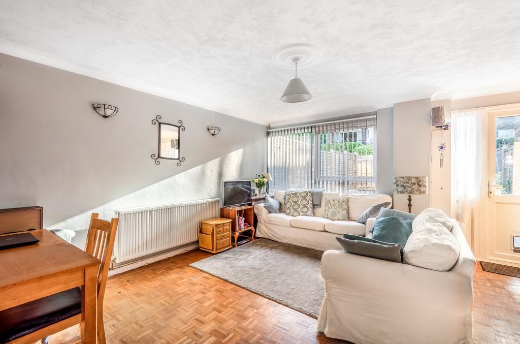 Sitting/Dining Room