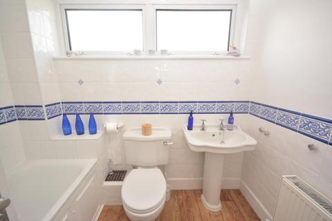 51 Blackwater Way, Braintree, CM7 9BX