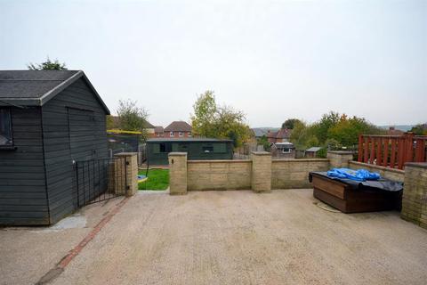49 Poolsbrook Road, Duckmanton, Chesterfield, S44 5EW