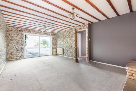 22 Corbett Road, Carterton, OX18 3LD