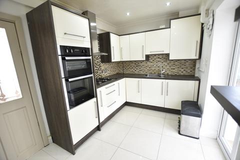 7 Denham Road, Feltham, TW14 0DB