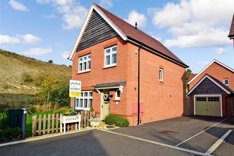 2 Germander Avenue, Halling, Rochester, ME2 1FR