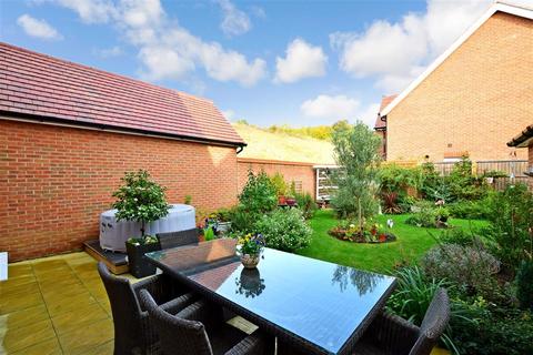 2 Germander Avenue, Halling, Rochester, ME2 1FR