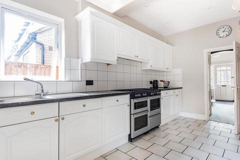 26 Amesbury Road, Bromley, BR1 2QJ