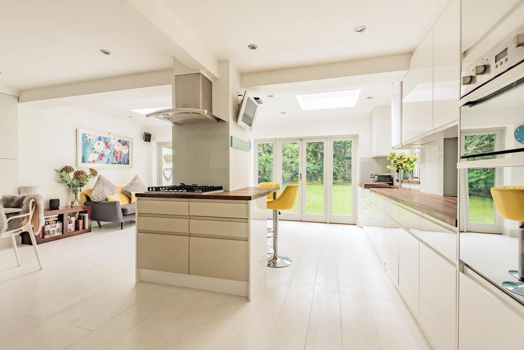 Robin Hood Lane, Kingston Vale 4 bed semidetached house £1,000,000
