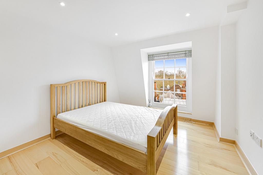 Apartment in London - More