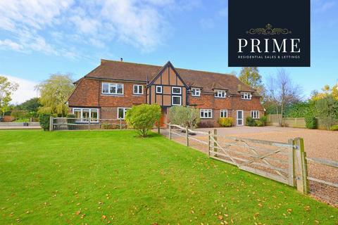 Lynsted Clandon Road, West Clandon, Guildford, GU4 7UW