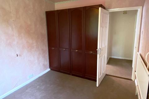 86 Greenview Drive, Northampton, NN2 7LQ