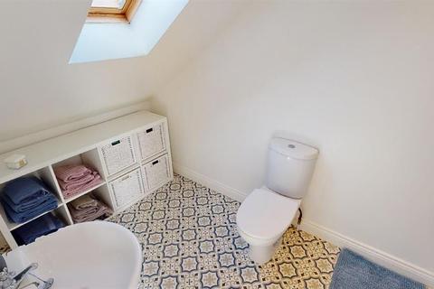 30 Park Crescent, North Shields, NE30 2HR