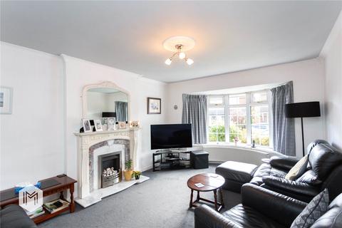 8 Ashford Close, Bury, BL8 2XE