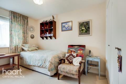 16 Ellery Road, London, SE19 3QG