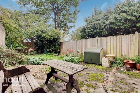16 Ellery Road, London, SE19 3QG