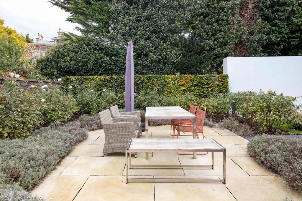 Dining Terrace.JPG