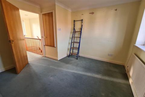 27 Westminster Gardens, London, E4 6ER