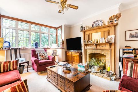72 Kechill Gardens, Bromley, BR2 7NG
