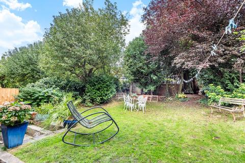 72 Kechill Gardens, Bromley, BR2 7NG