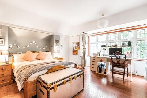 72 Kechill Gardens, Bromley, BR2 7NG