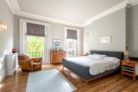 42 Abbey Gardens, London, NW8 9AT