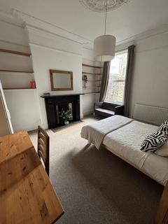 undefined, Plymouth PL4