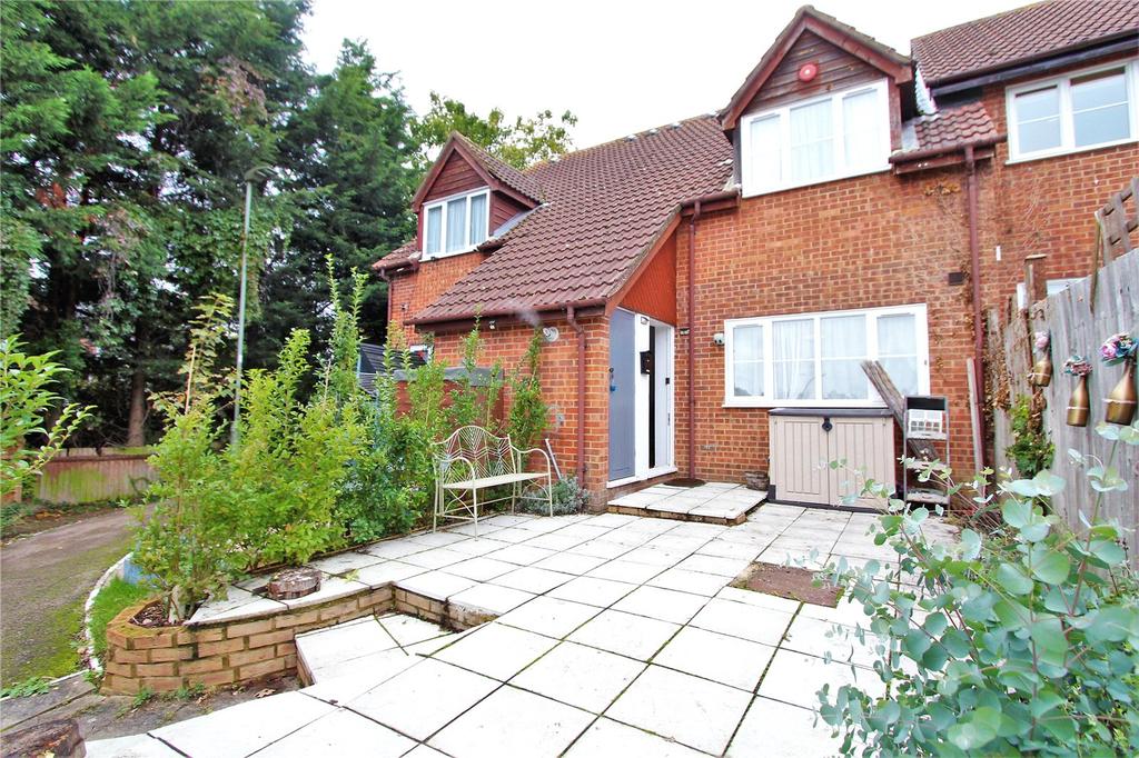 Snowdon Drive, London, NW9 1 bed terraced house £1,350 pcm (£312 pw)