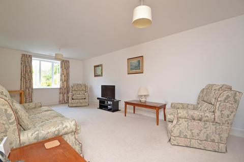 2 bedroom flat for sale - Meadowside, Storrington, West Sussex, RH20