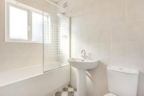 38 Sidcup Road, London, SE12 8BW