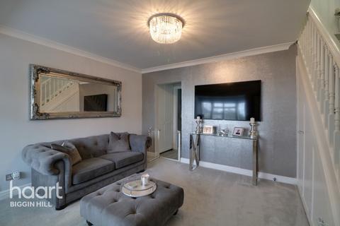 3 Rushdene Walk, Biggin Hill, Westerham, TN16 3UG