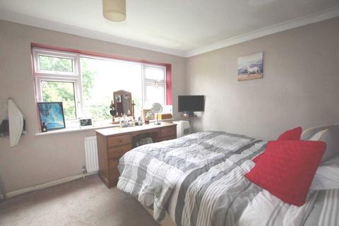 28 Silverthorne Drive, Caversham, Reading, RG4 7NS