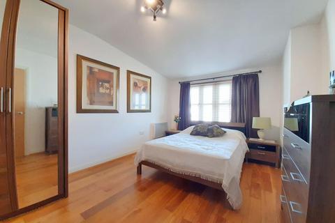 2 bedroom apartment to rent, Homerton Court, Magdalene Gardens, Whetstone, N20