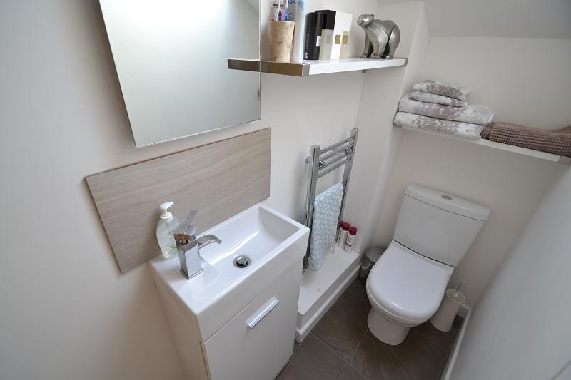 En-suite shower/wc