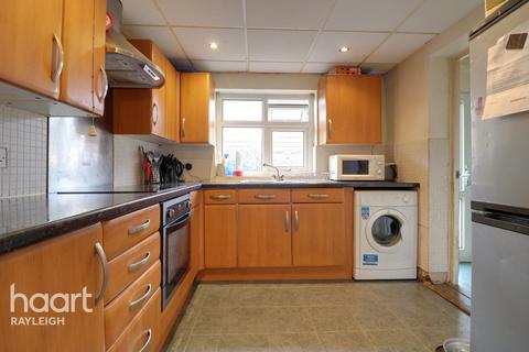 18 Cheapside East, Rayleigh, SS6 9JU