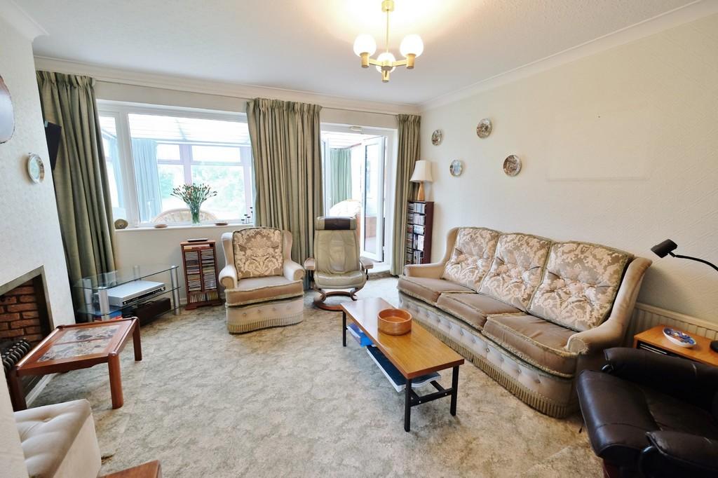Avalon Road, Orpington 4 bed semidetached house £600,000