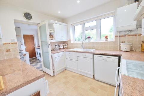 47 Avalon Road, Orpington, BR6 9AX