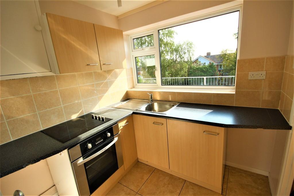 Oak Road, Barton Under Needwood 2 bed apartment to rent ...